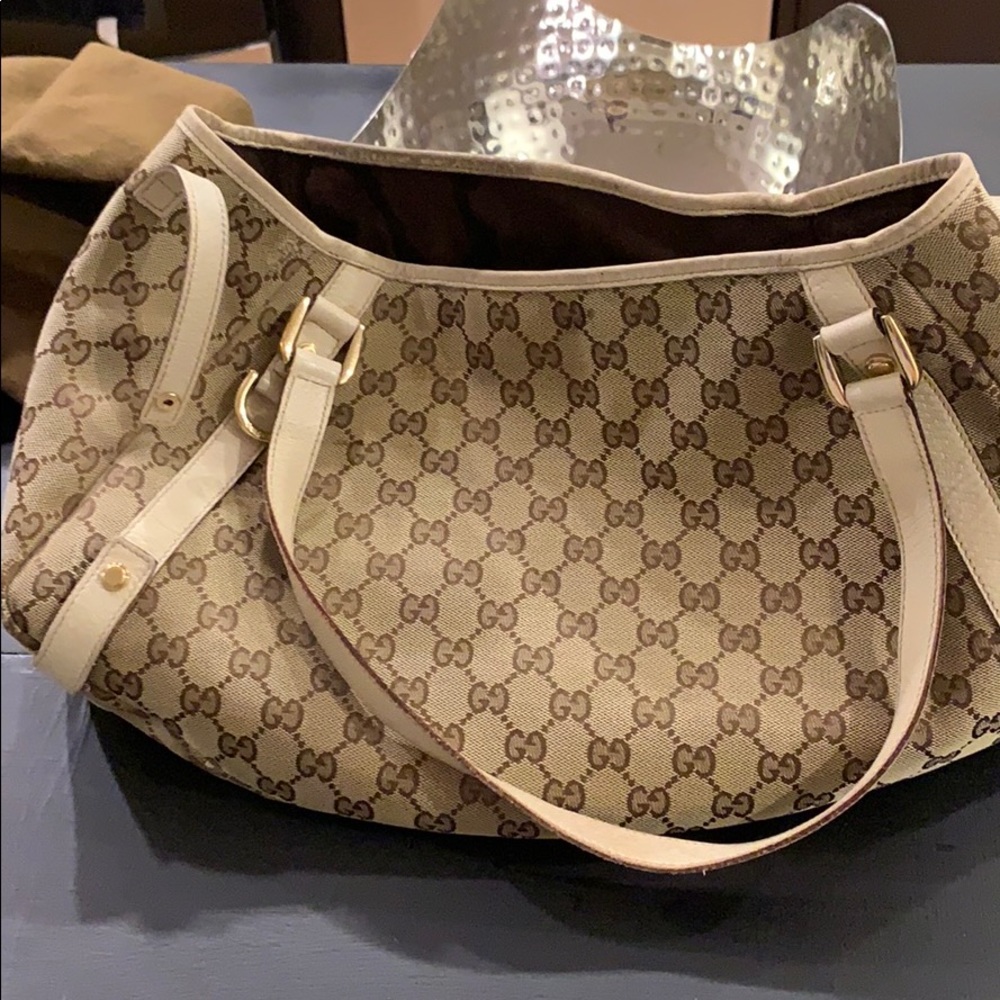 Gucci shoulder Abby bag